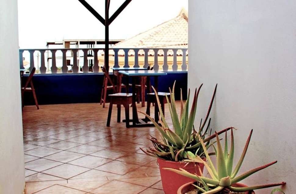 Een foto van het terras bij Hotel MiraBela