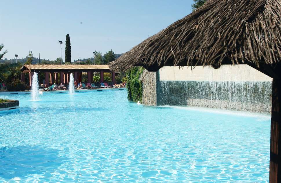 Een foto van het zwembad bij Dreams Corfu Resort & Spa