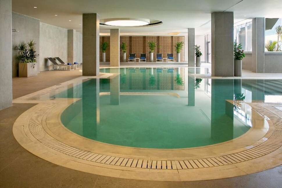 Een foto van het zwembad bij Nissi Beach Resort