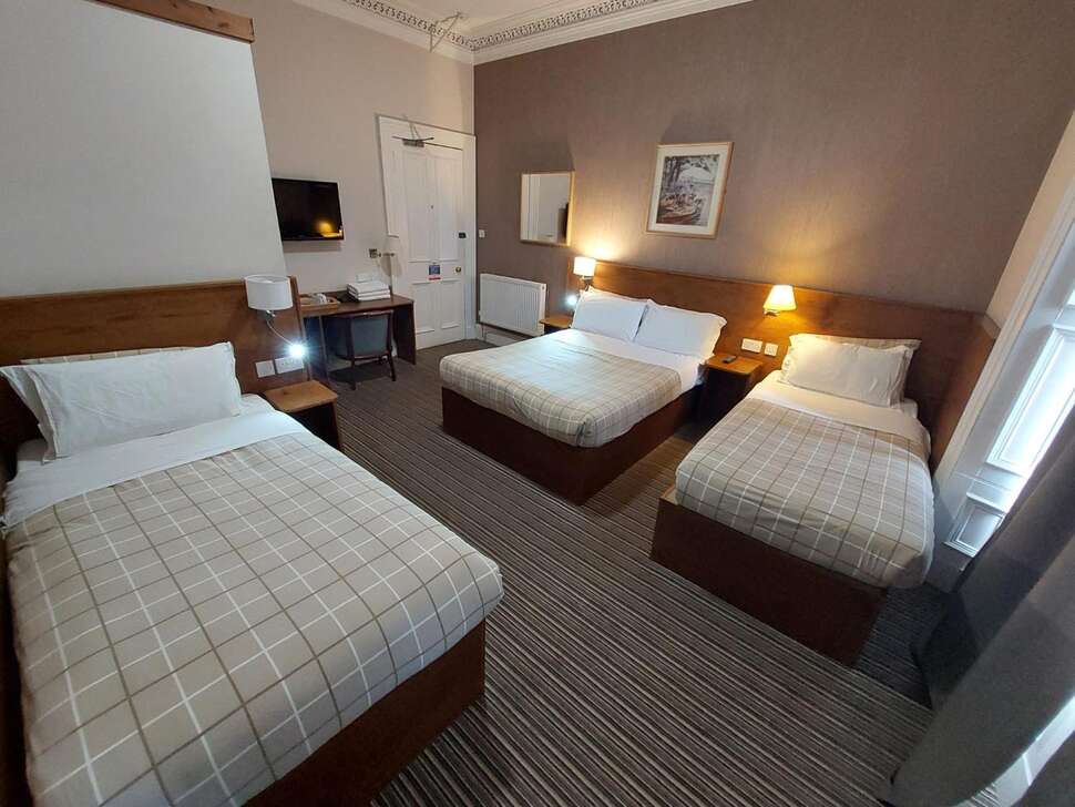 Een foto van Edinburgh House