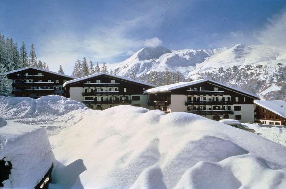 Een foto van de buitenkant van Hotel Intermonti