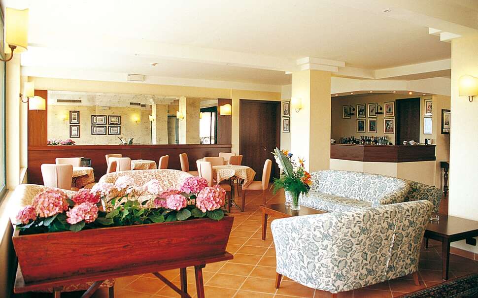 Een foto van het interieur van Sangallo Park Hotel