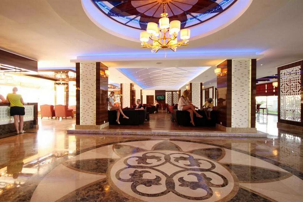 Een foto van het interieur van Hotel Drita