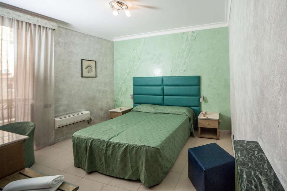 Een foto van Hotel La Pace Napoli
