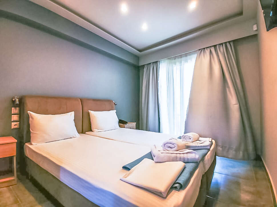 Een foto van Three Island View Hotel