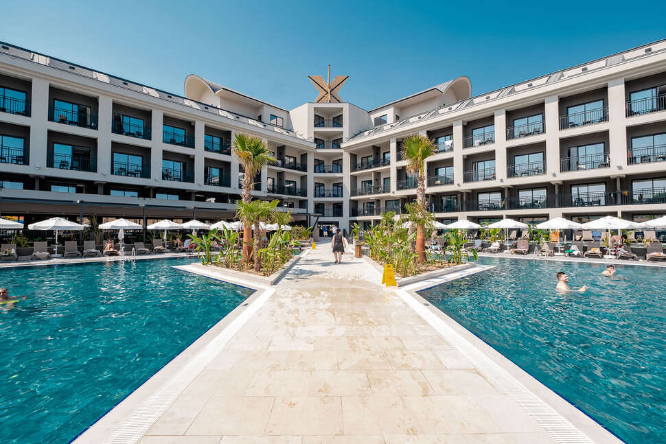 Een foto van het zwembad bij Hotel The X Belek