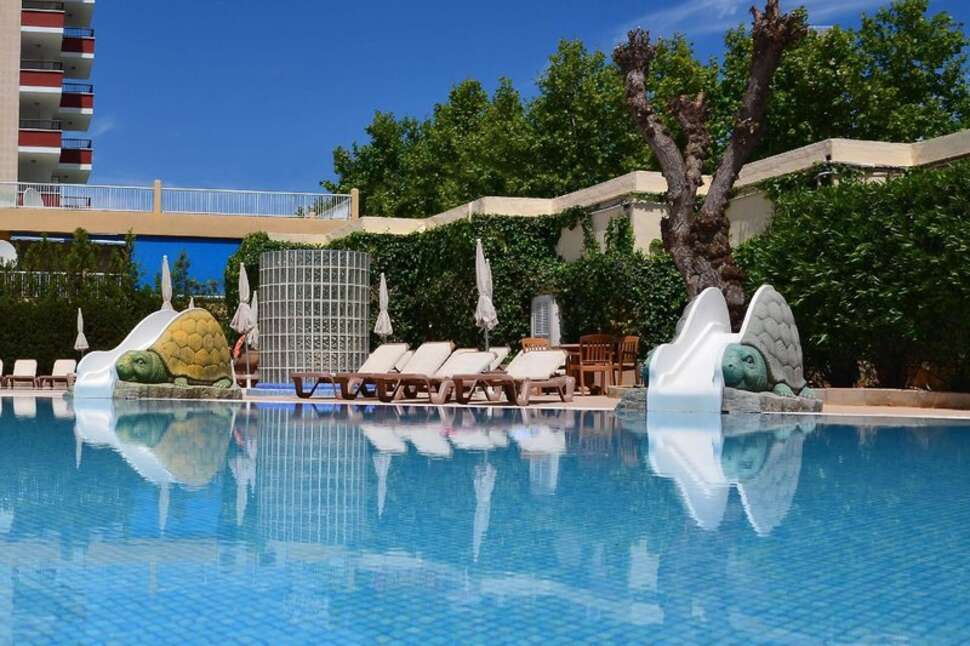 Een foto van het zwembad bij Sol Guadalupe Hotel