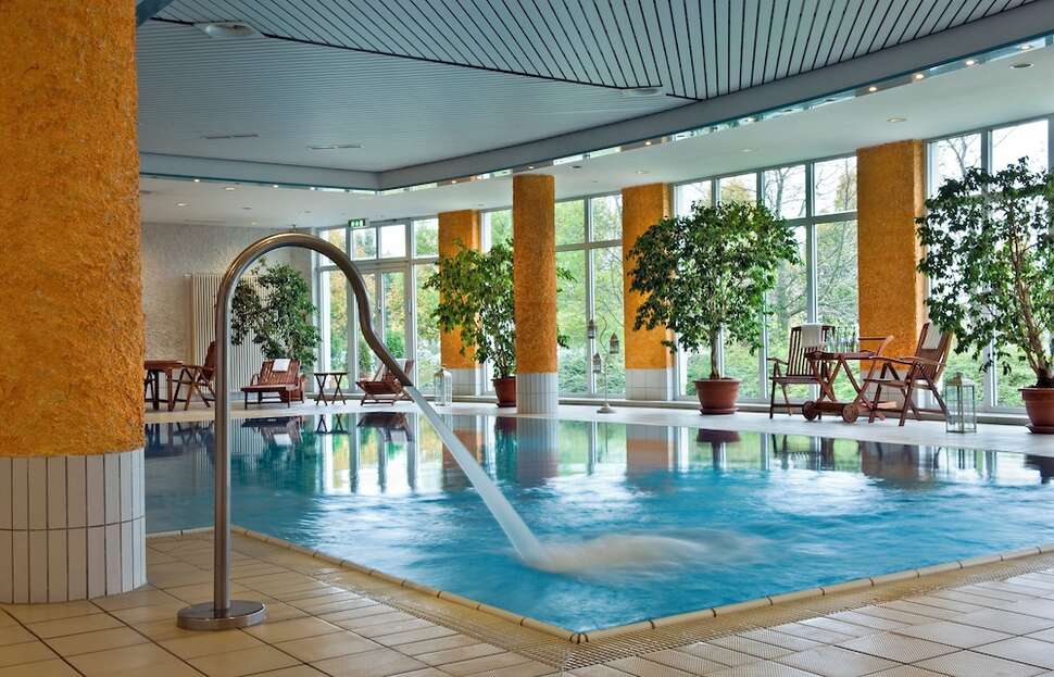 Een foto van het zwembad bij Congress Hotel Weimar by Mercure