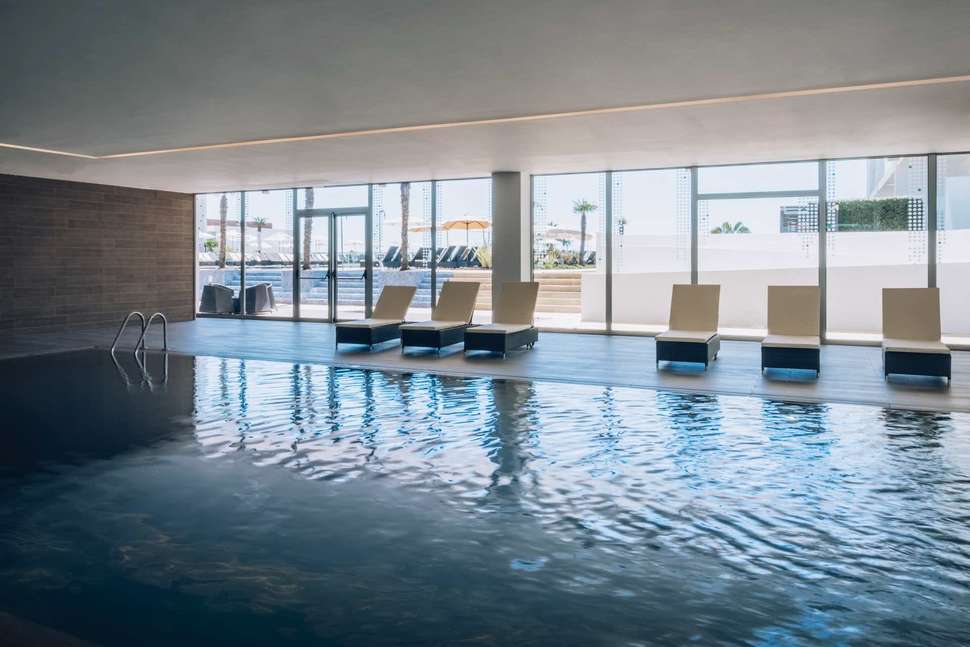 Een foto van het zwembad bij Iberostar Selection Lagos Algarve