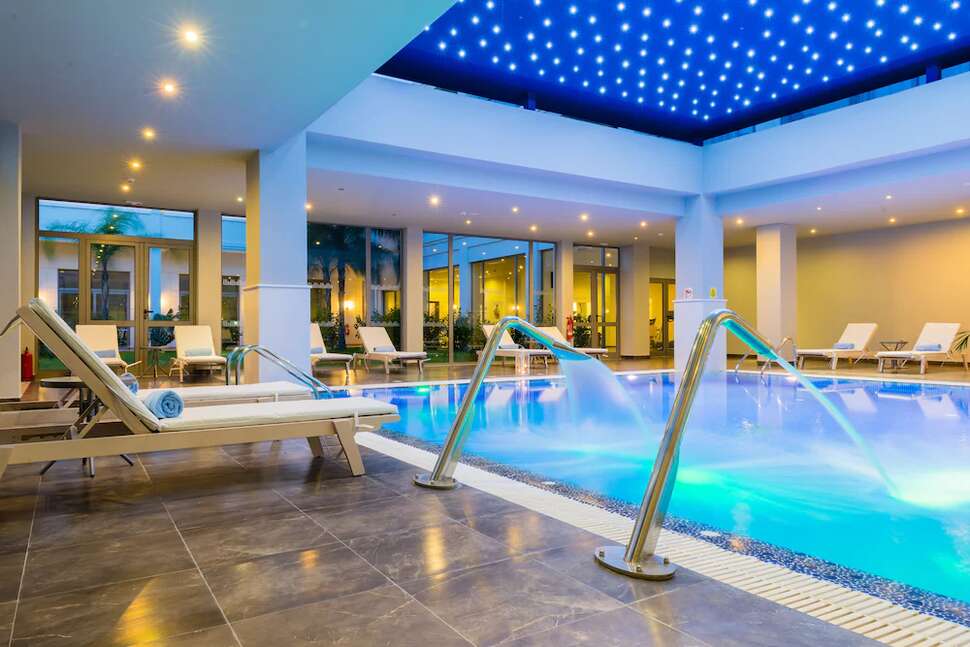 Ein Foto vom Pool im Apollo Blue