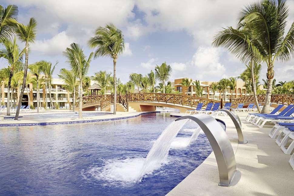 Ein Foto vom Pool im Barcelo Maya Tropical & Colonial