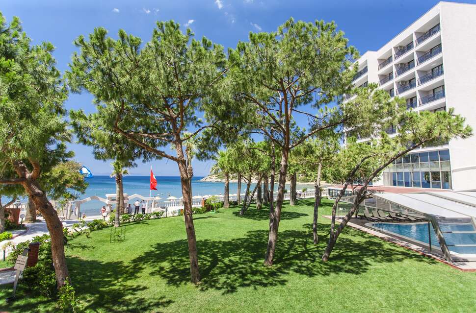 Een foto van de buitenkant van Tusan Beach Resort