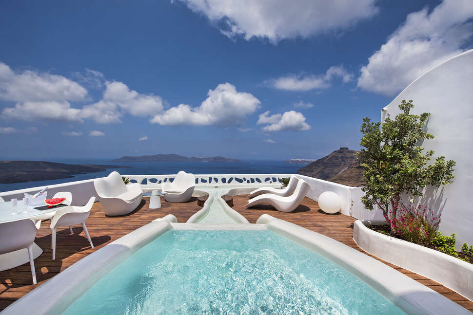 Een foto van Athina Luxury Suites