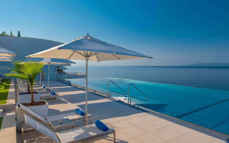 Ein Foto Hilton Rijeka Costabella Beach