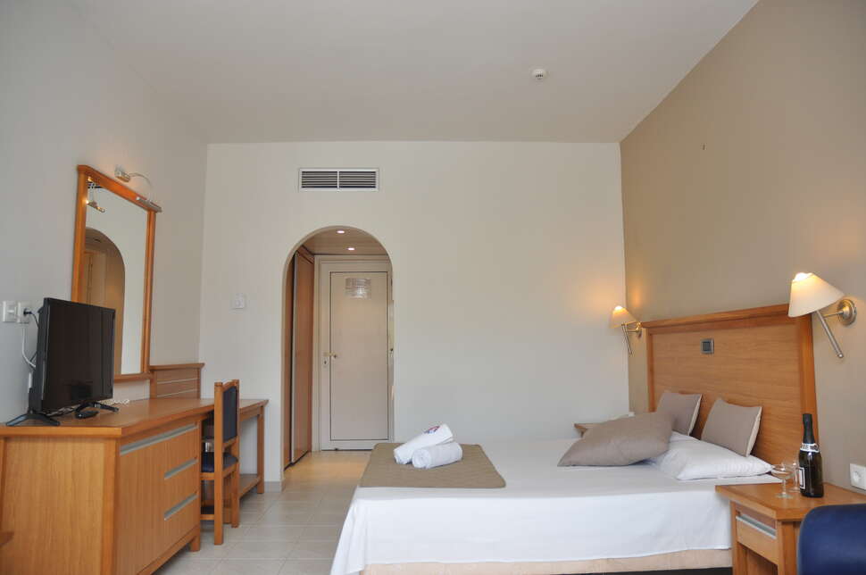 Een foto van Cyprotel Faliraki Hotel
