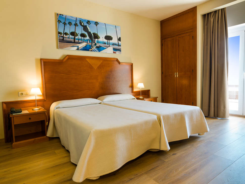 Ein Foto Hotel Monarque El Rodeo