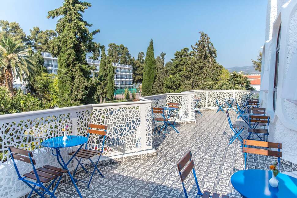 Een foto van het terras bij Atlantique Holiday Club