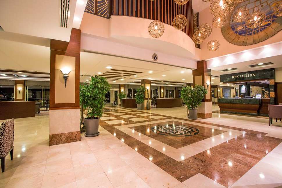 Een foto van het interieur van Fame Residence Kemer & Spa