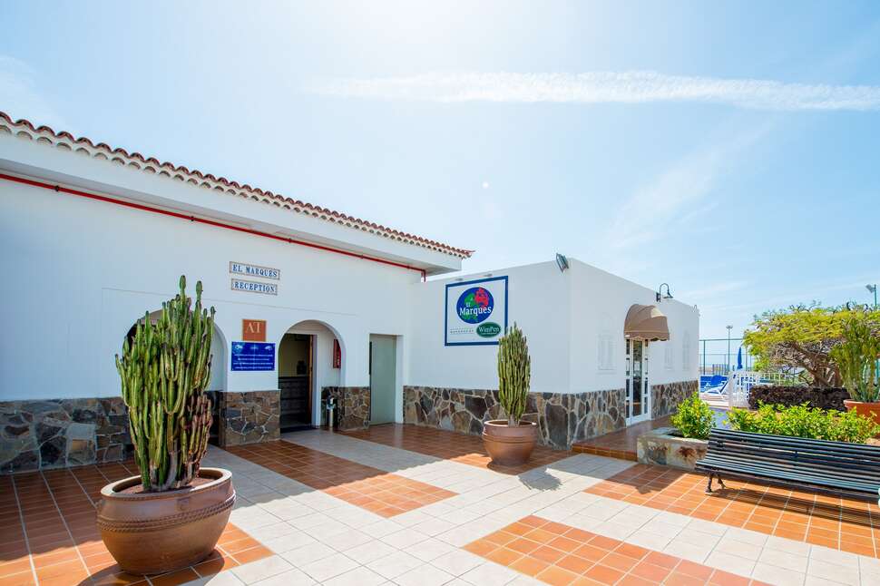 Een foto van de buitenkant van Ona El Marqués Resort