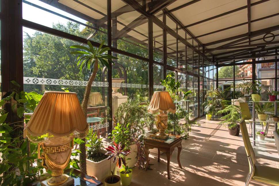 Een foto van Estreya Palace & Residence