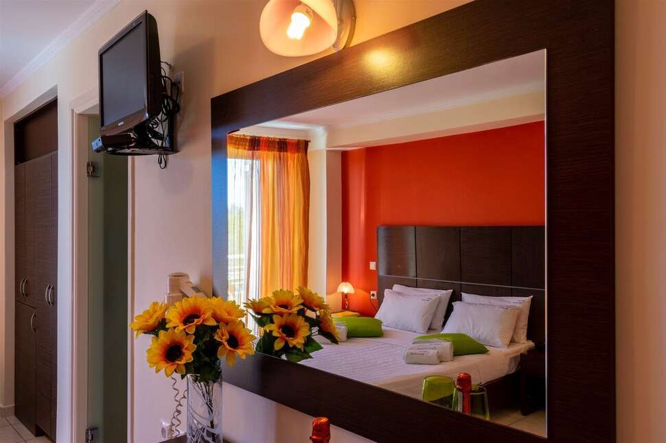 Ein Foto Zante Pantheon Hotel