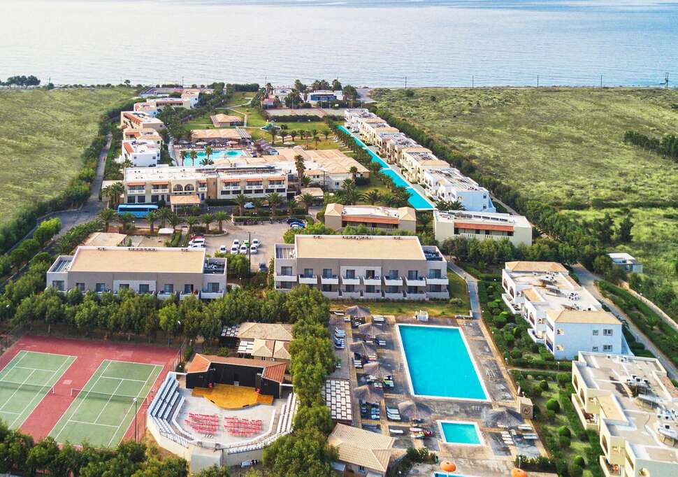 Een foto van de buitenkant van Akti Beach Club