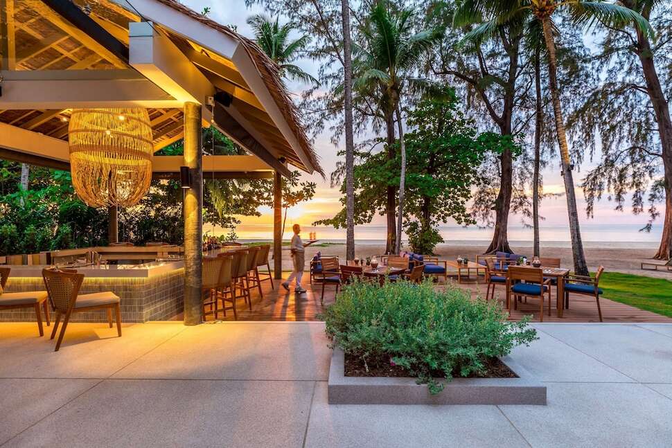 Een foto van Outrigger Khao Lak Beach Resort