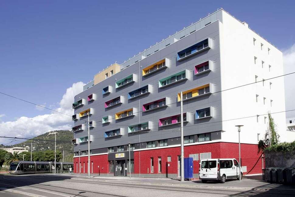 Een foto van de buitenkant van Appart'City Classic Nice Acropolis