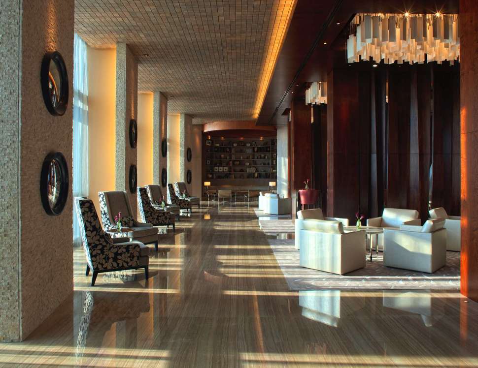 Ein Foto vom Innenbereich im Andaz Capital Gate by Hyatt