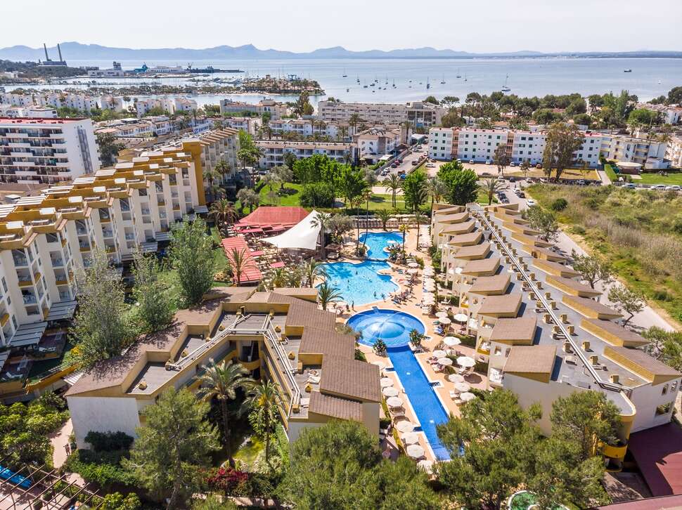 Ein Foto von einer Übersicht des Hotel Zafiro Tropic