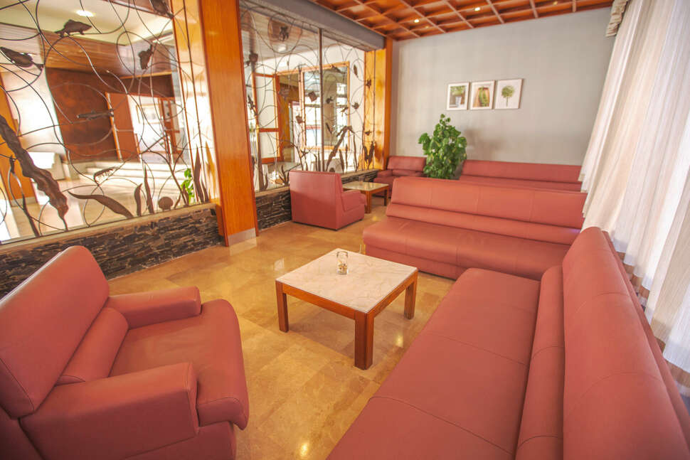 Een foto van het interieur van Hotel Lloret Santa Rosa