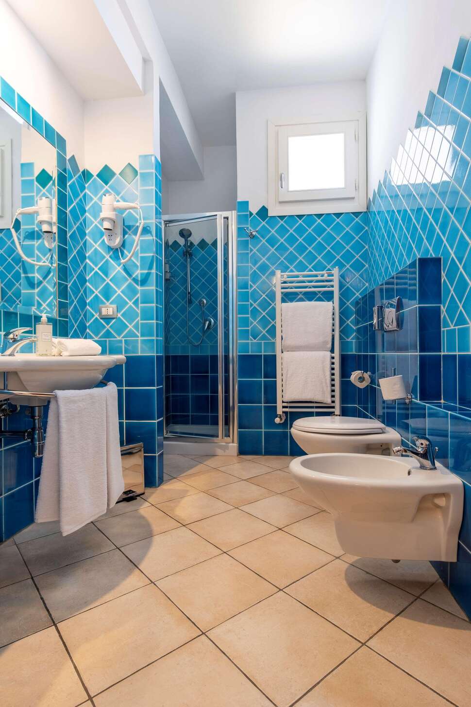 Ein Foto Hotel Blumarea Best Western Signature Collection