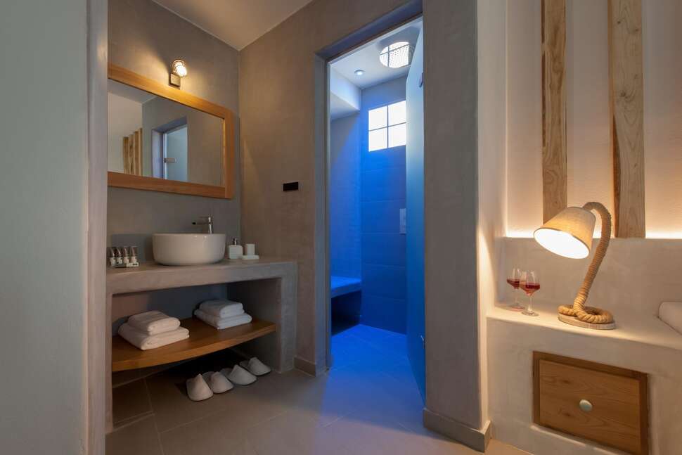 Ein Foto Neptune Luxury Spa Suites