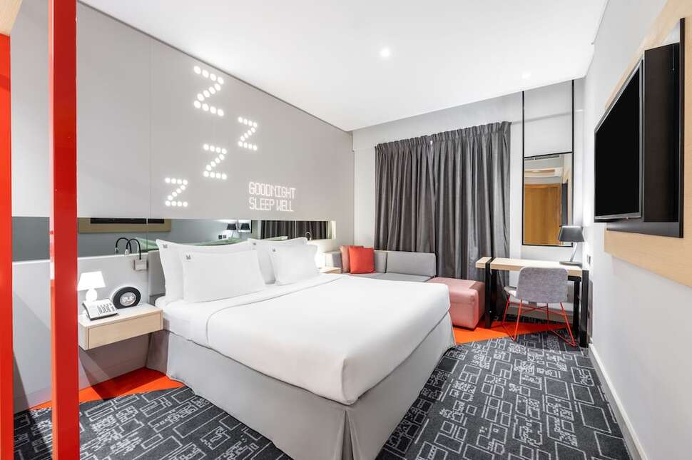 Een foto van Studio M Arabian Plaza