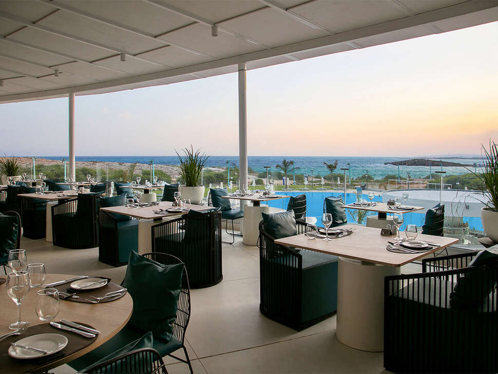 Een foto van de faciliteiten bij Nissiblu Beach Resort