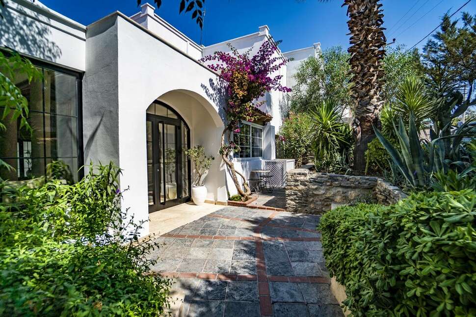 Een foto van de buitenkant van Manzara Boutique Hotel