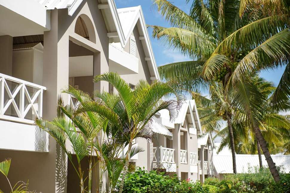 Een foto van de buitenkant van Tropical Attitude