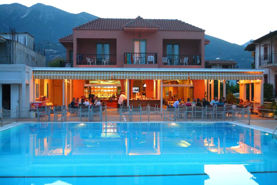 Een foto van het zwembad bij Hotel Athos