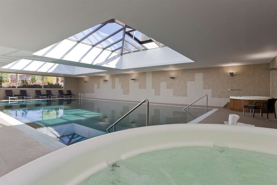 Een foto van het zwembad bij Monte Santo Resort