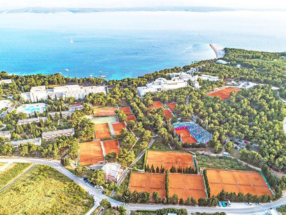 Een foto van de buitenkant van Bluesun Bonaca Resort