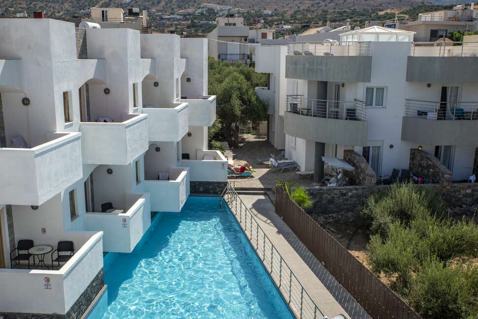 Accommodatie foto: Alikes Suites & Studios