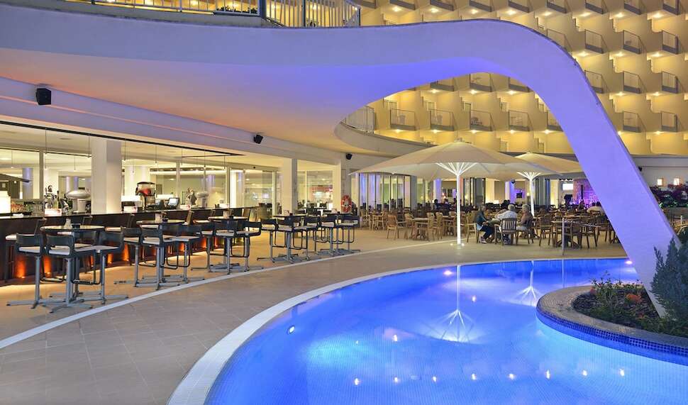 Een foto van het zwembad bij Sol Guadalupe Hotel