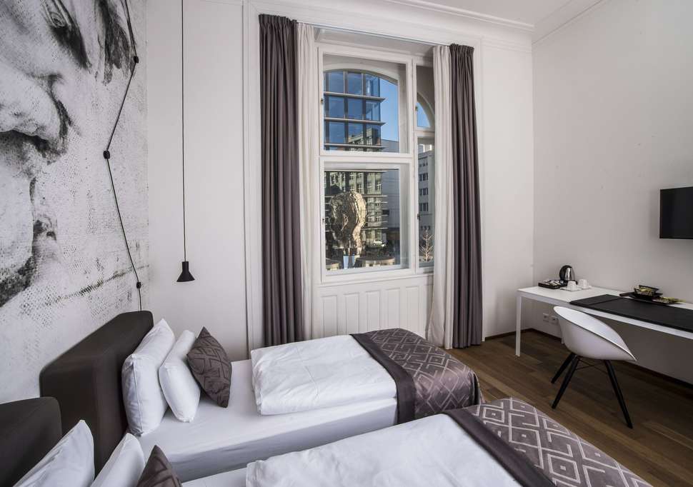 Een foto van Hotel Golden Crown