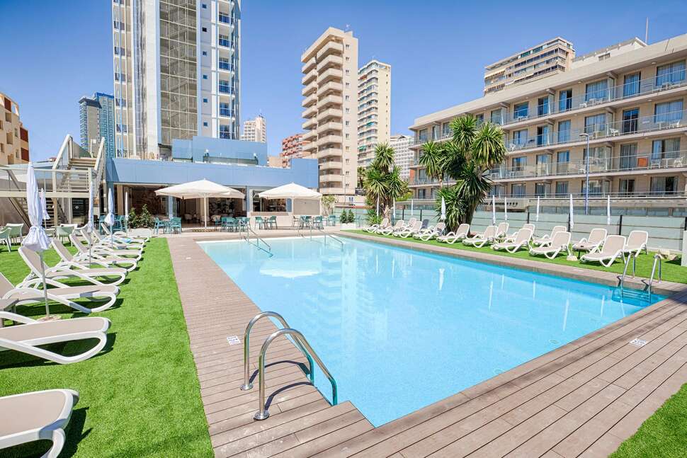 Een foto van het zwembad bij Hotel Benidorm Centre