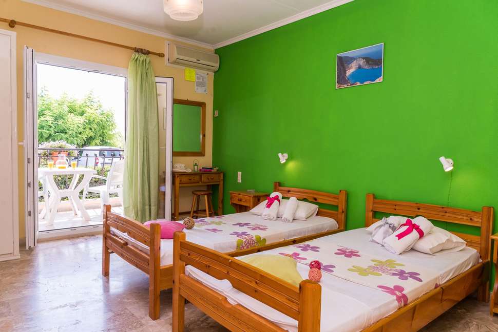 Een foto van Roussas Studios & Appartementen
