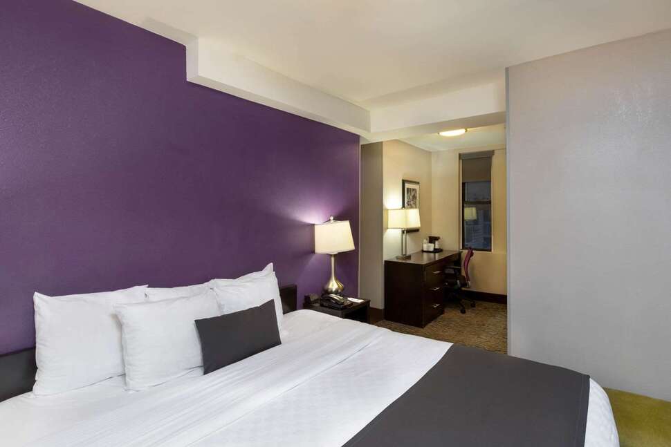 Een foto van La Quinta Inn & Suites by Wyndham New York City Central Park