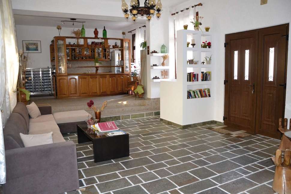 Een foto van het interieur van Hotel Matina
