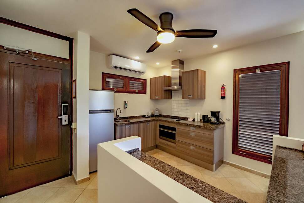 Een foto van LionsDive Beach Resort