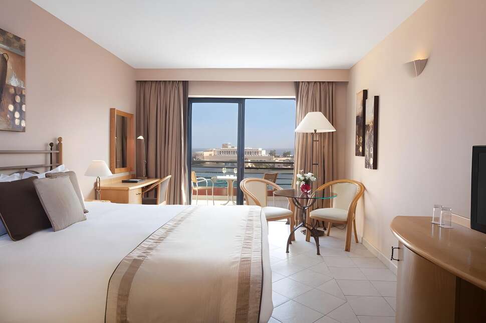 Een foto van Verdi St. George's Bay Marina
