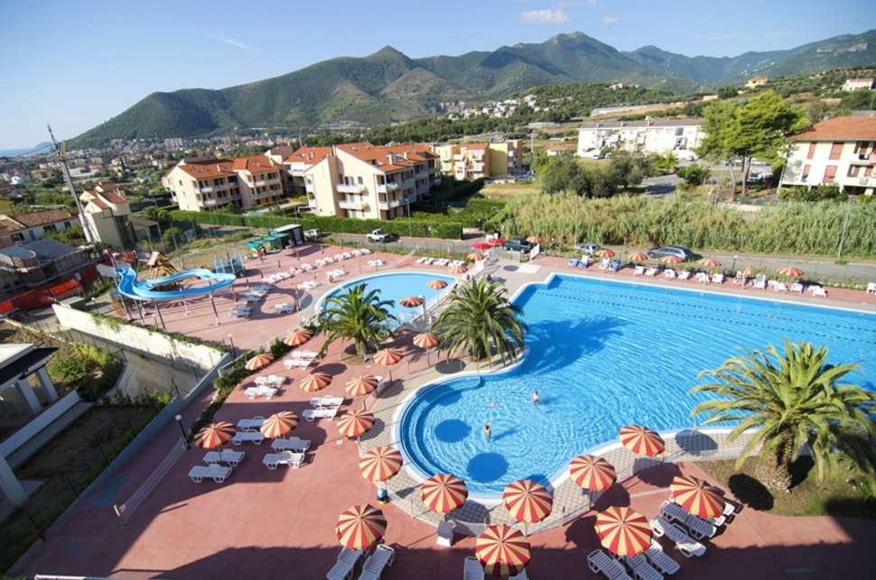 Een foto van het zwembad bij Ai Pozzi Village Spa Resort